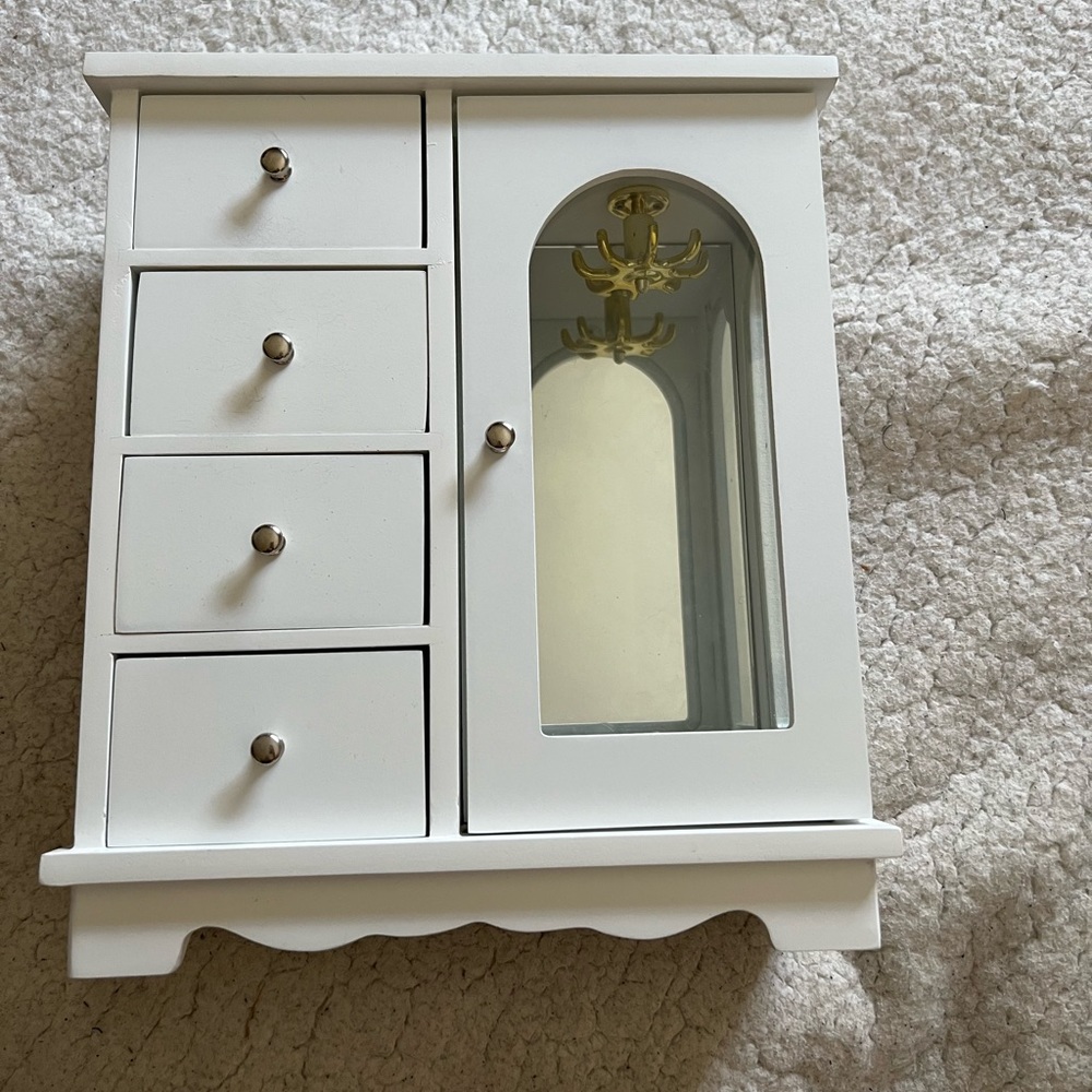 White Jewelry Box